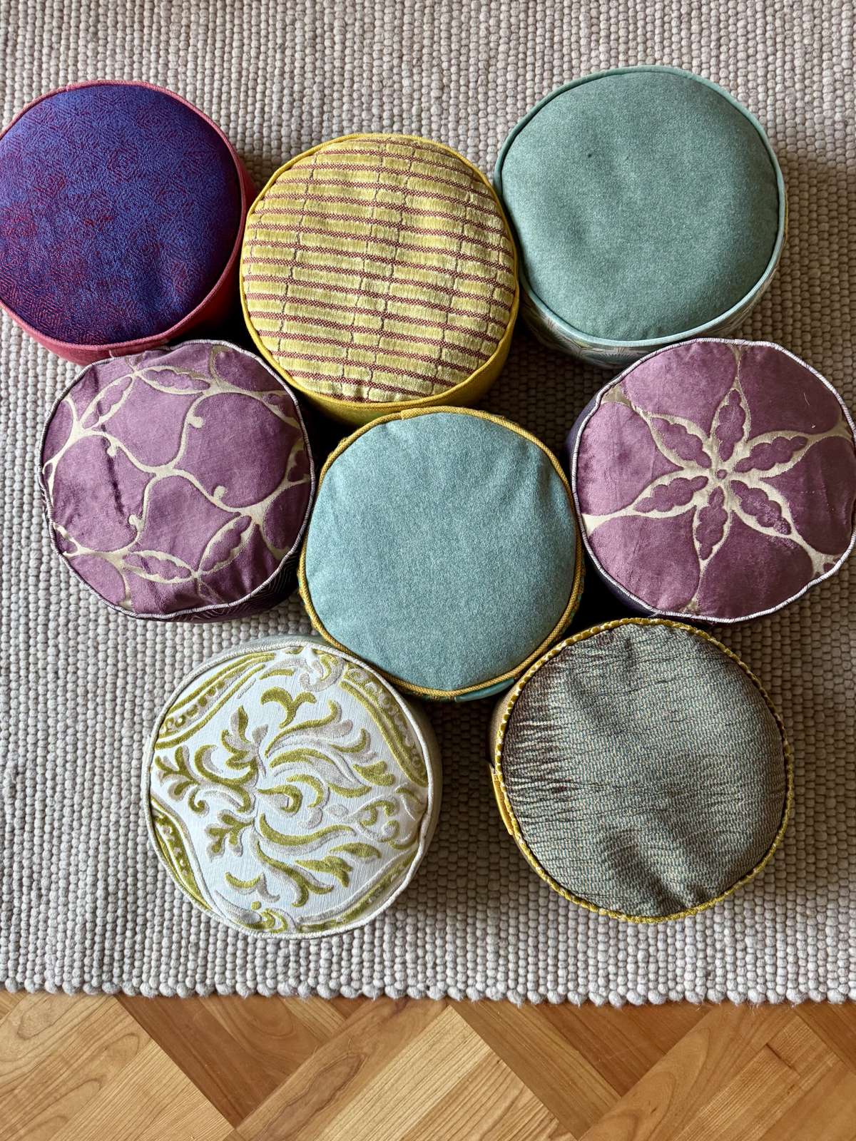 Meditatiekussen uniek design 48 Negen unieke meditatiekussens met boekweitvulling, handgemaakt in Nederland